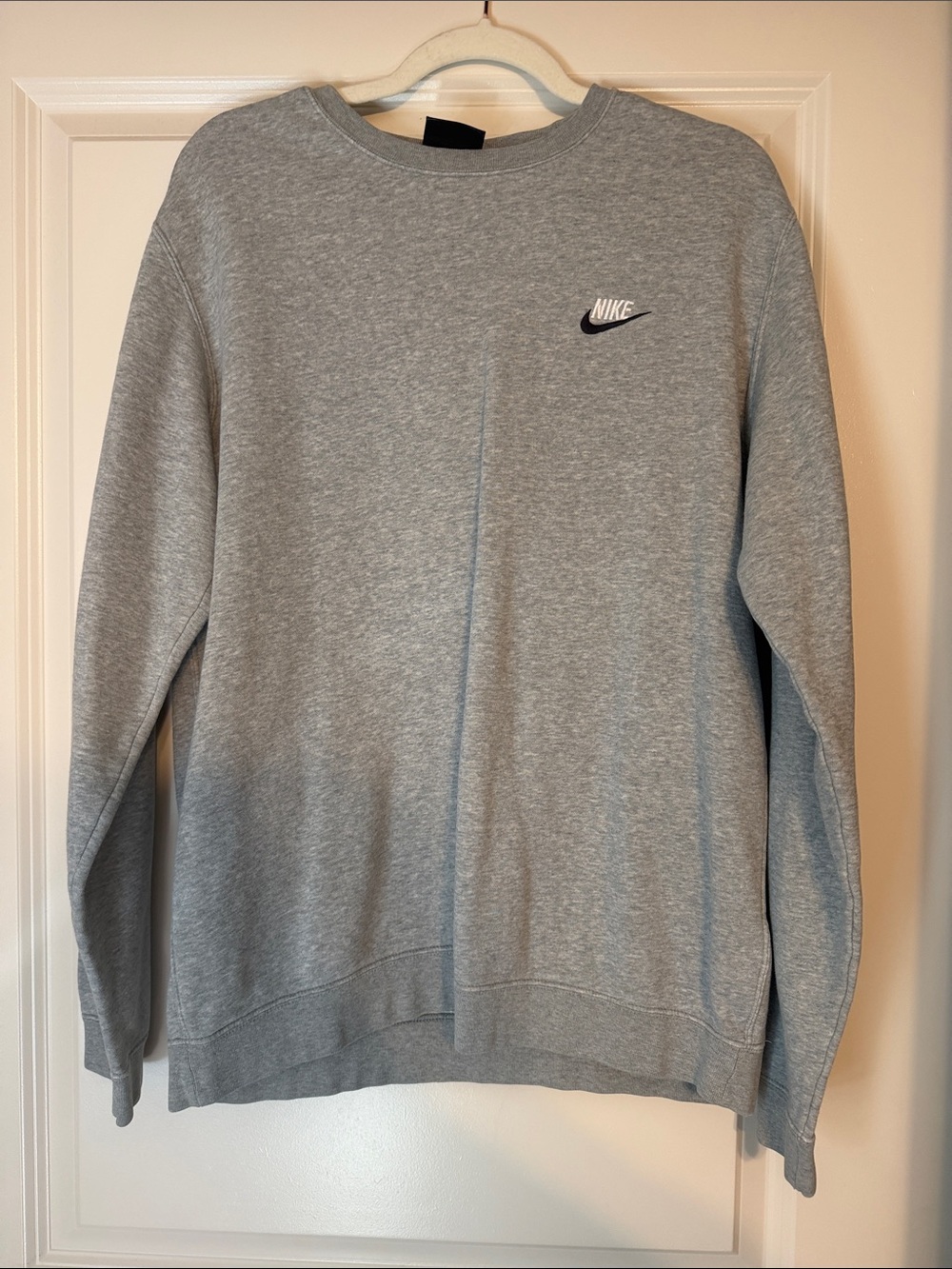 Nike Light Grey Men’s Crewneck Sweatshirt